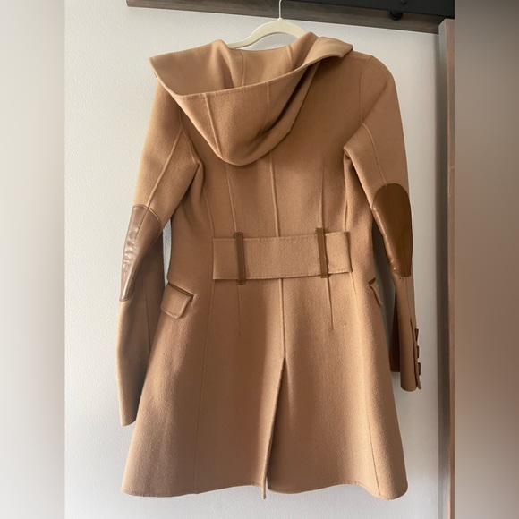 Luxury tan jacket with hood and elbow patches; worn once; size XS - Picture 5 of 9